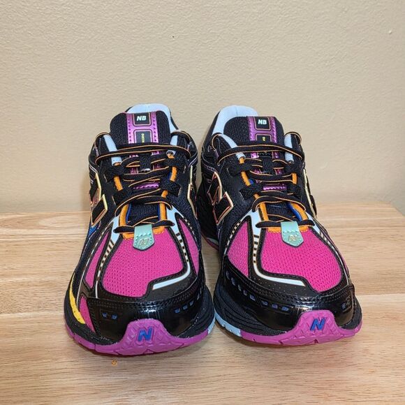 New Balance 1906R Neon Nights Black Pink M1906RCP Men's Size 9 Women's 10.5 - Picture 2 of 7